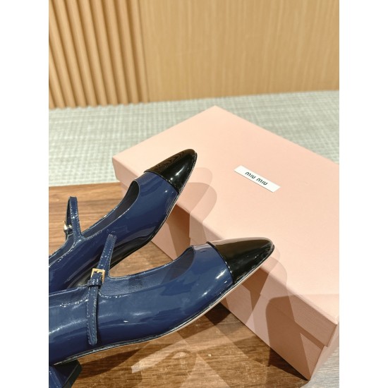MiuMiu Sandals