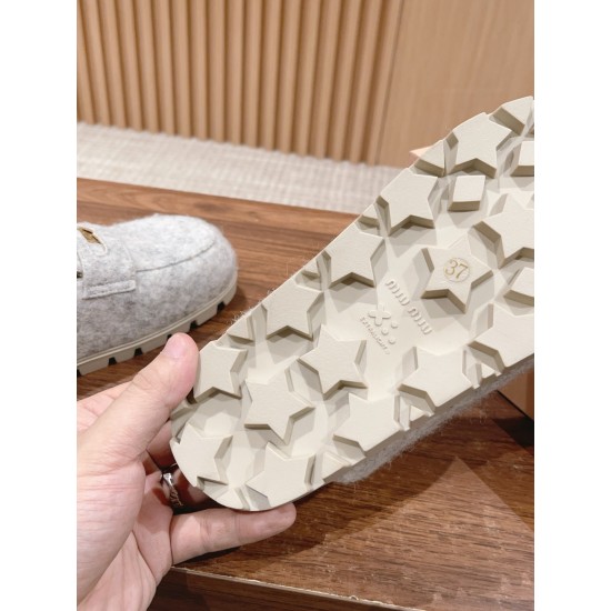 MiuMiu Slippers