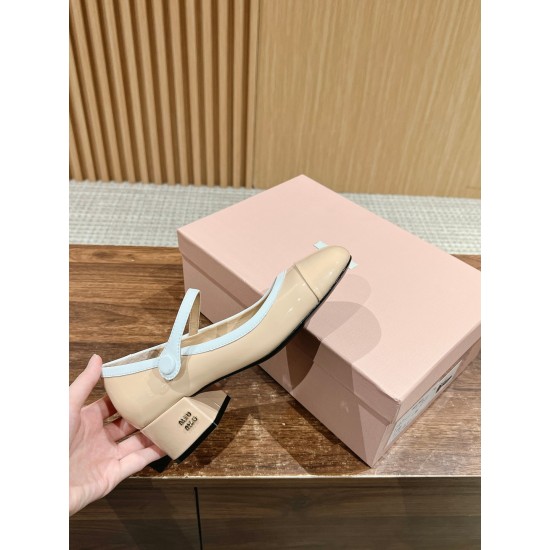 MiuMiu Sandals
