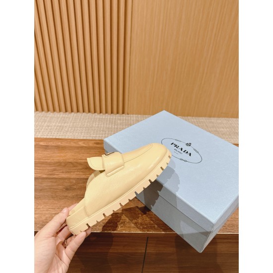 Prada Slippers and mules