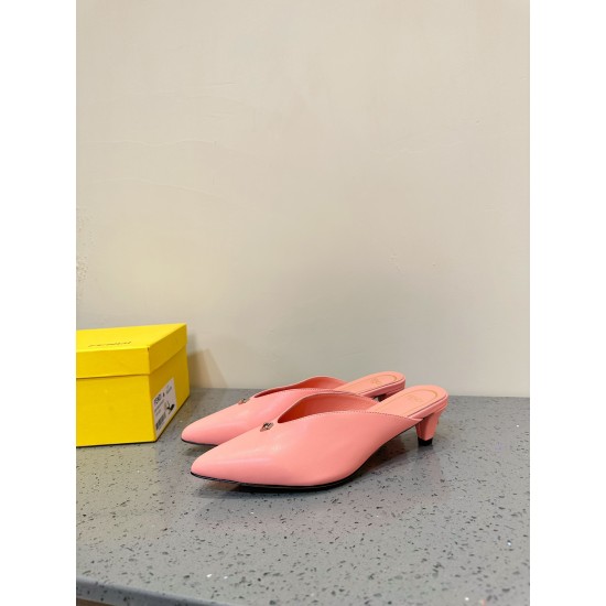 Fendi Slippers and sandals