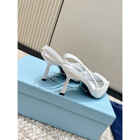 Prada Pumps and ballerinas