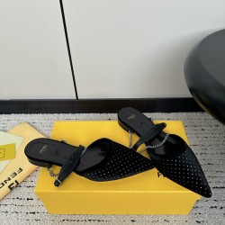 Fendi Slippers and sandals
