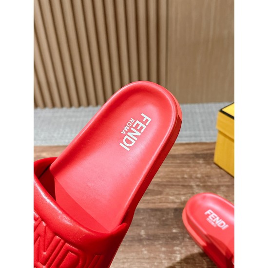 Fendi Slippers and sandals