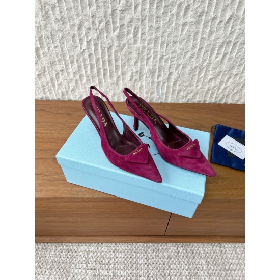 Prada Pumps and ballerinas