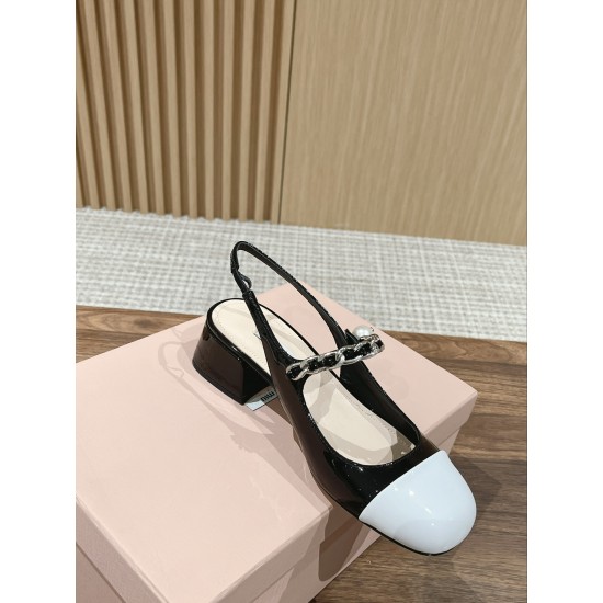 MiuMiu Sandals