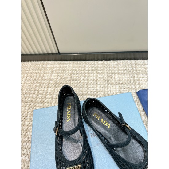 Prada Pumps and ballerinas
