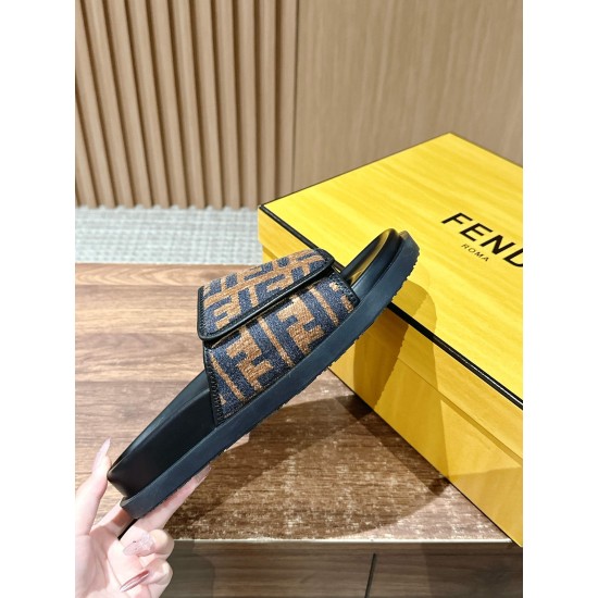 Fendi Slippers and sandals