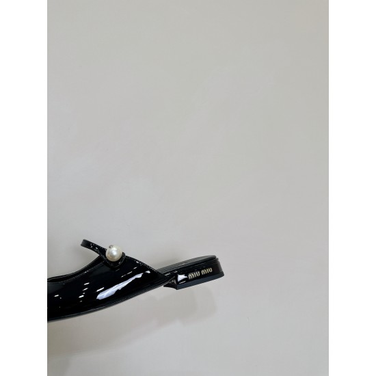 MiuMiu Slippers