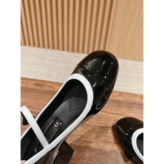 MiuMiu Sandals