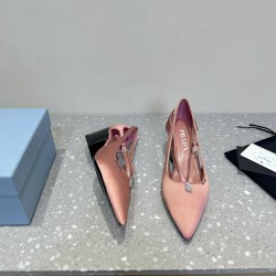 Prada Pumps and ballerinas
