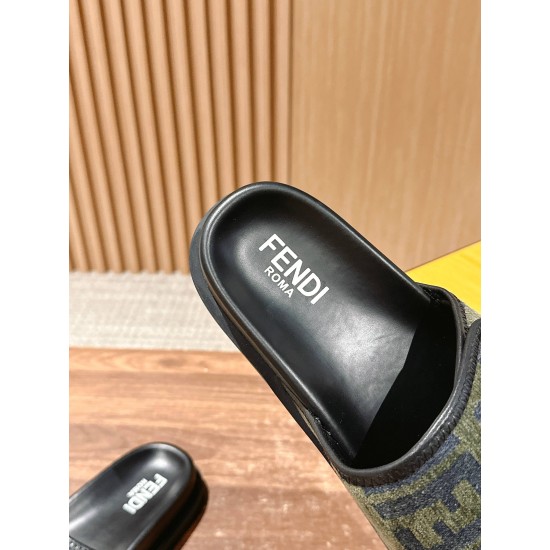 Fendi Slippers and sandals