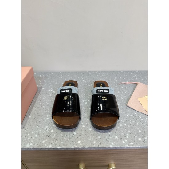 MiuMiu Slippers