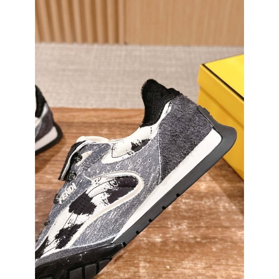 Fendi Sneakers