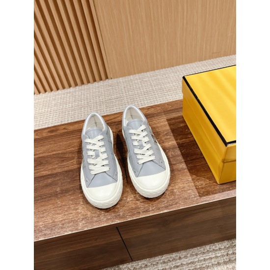 Fendi Sneakers