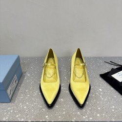 Prada Pumps and ballerinas