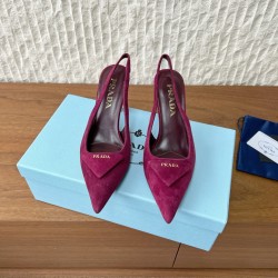 Prada Pumps and ballerinas