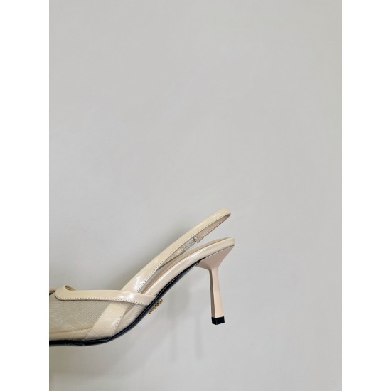 Prada Pumps and ballerinas