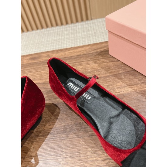 MiuMiu Sandals