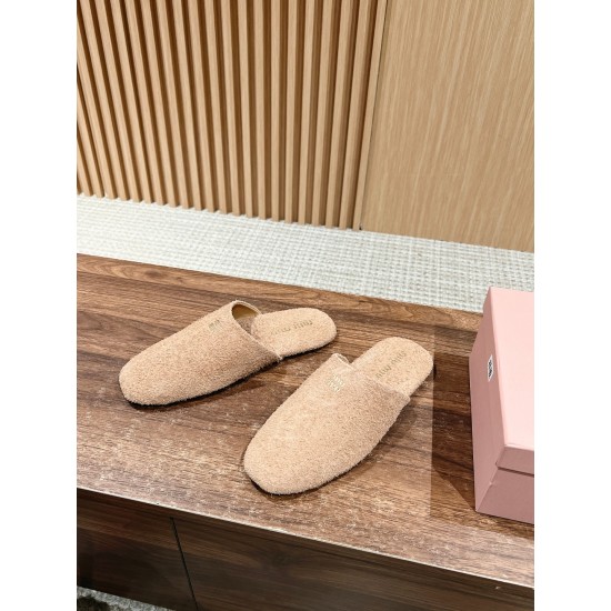 MiuMiu Slippers