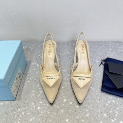 Prada Pumps and ballerinas