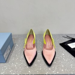 Prada Pumps and ballerinas
