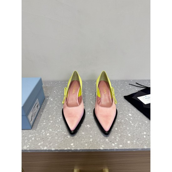 Prada Pumps and ballerinas