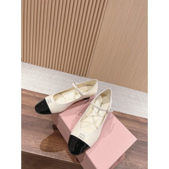 MiuMiu Sandals