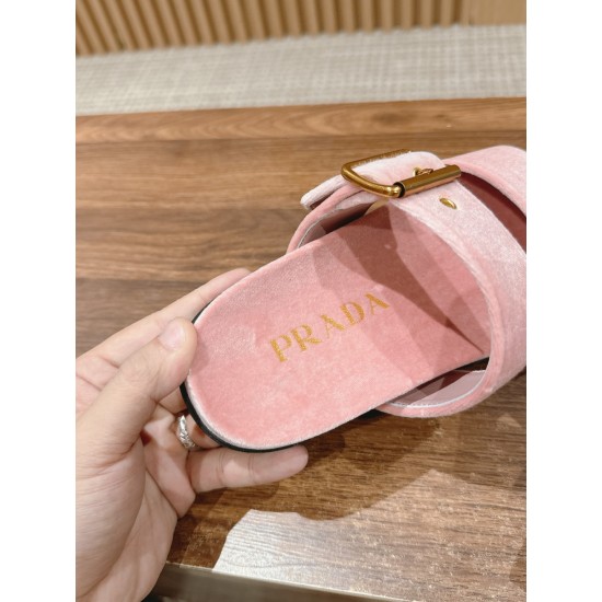 Prada Slippers and mules