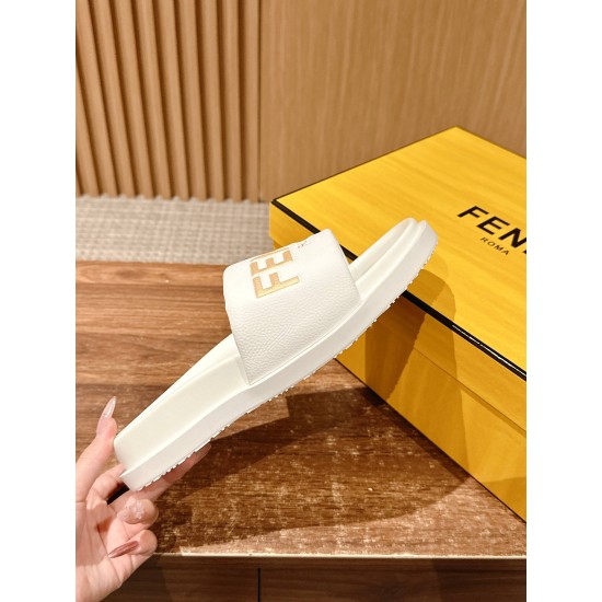 Fendi Slippers and sandals