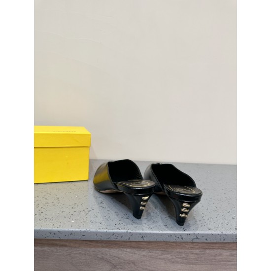 Fendi Slippers and sandals