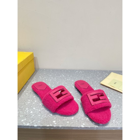 Fendi Slippers and sandals