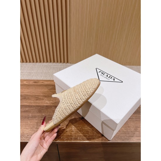 Prada Slippers and mules