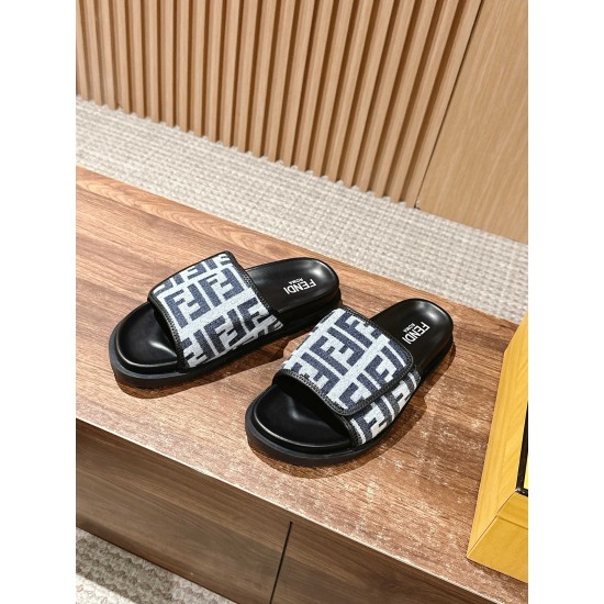 Fendi Slippers and sandals