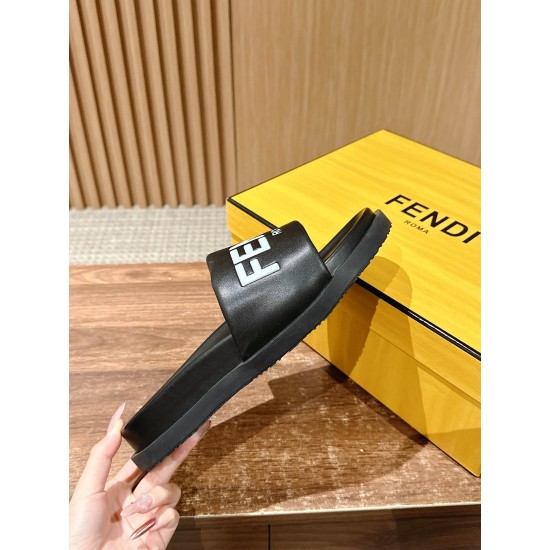 Fendi Slippers and sandals