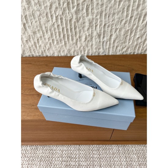 Prada Pumps and ballerinas