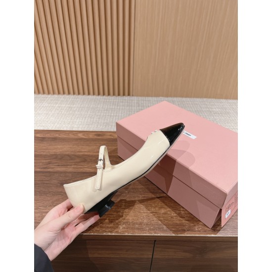 MiuMiu Sandals
