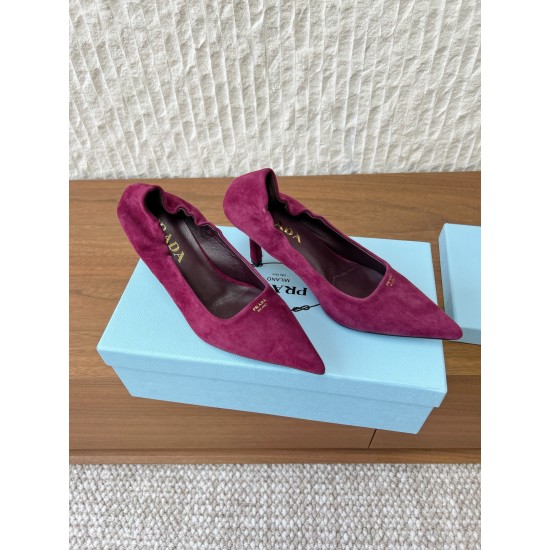 Prada Pumps and ballerinas