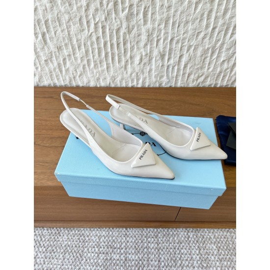 Prada Pumps and ballerinas