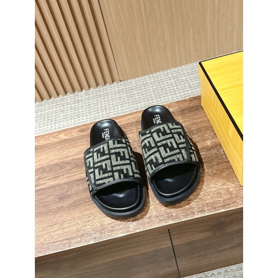 Fendi Slippers and sandals