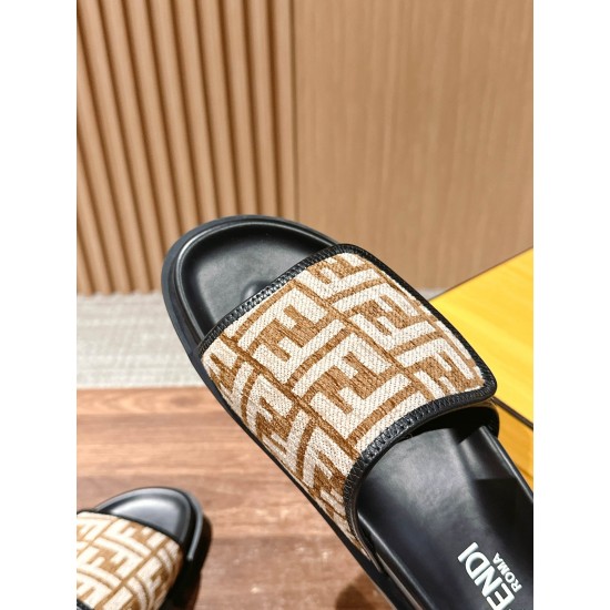 Fendi Slippers and sandals