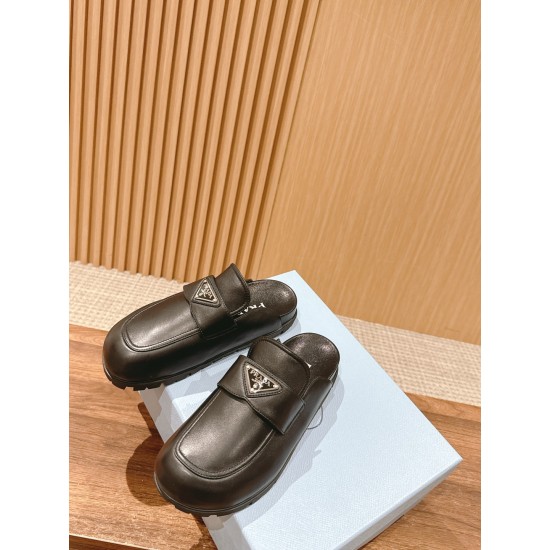 Prada Slippers and mules