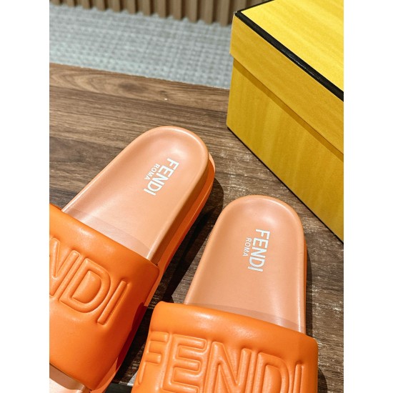 Fendi Slippers and sandals