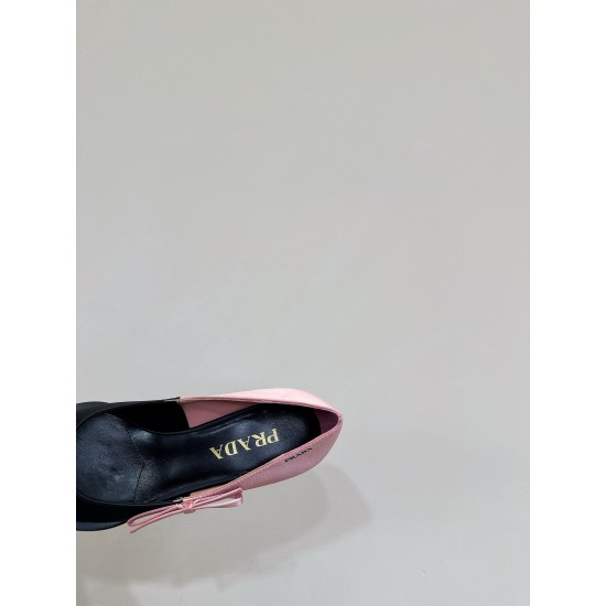 Prada Pumps and ballerinas
