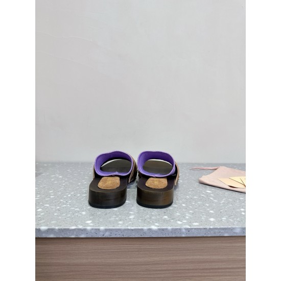 MiuMiu Slippers
