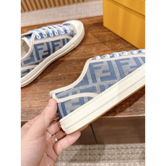 Fendi Sneakers