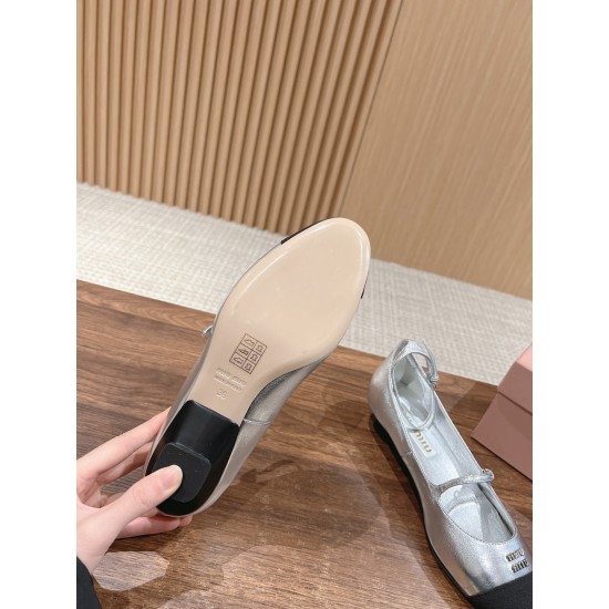 MiuMiu Sandals