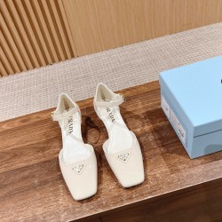Prada Pumps and ballerinas