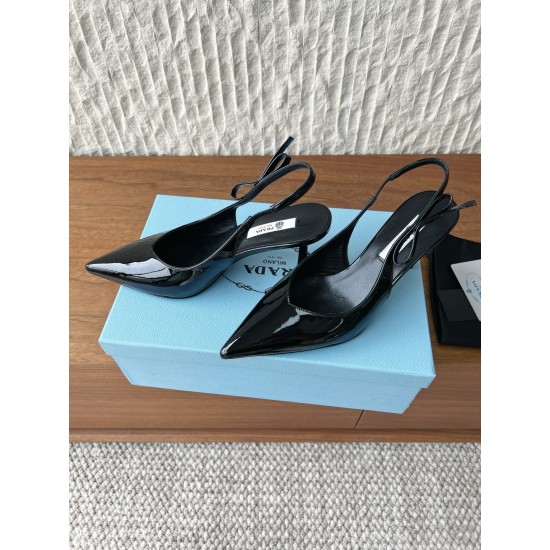 Prada Pumps and ballerinas