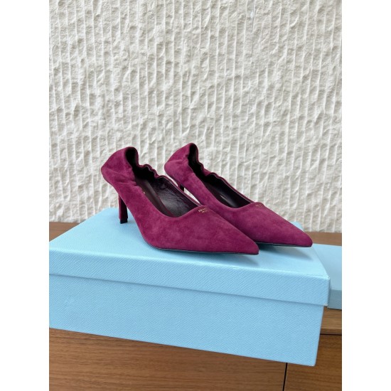 Prada Pumps and ballerinas